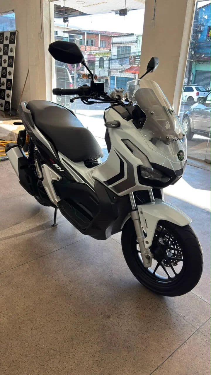 Honda ADV 150 