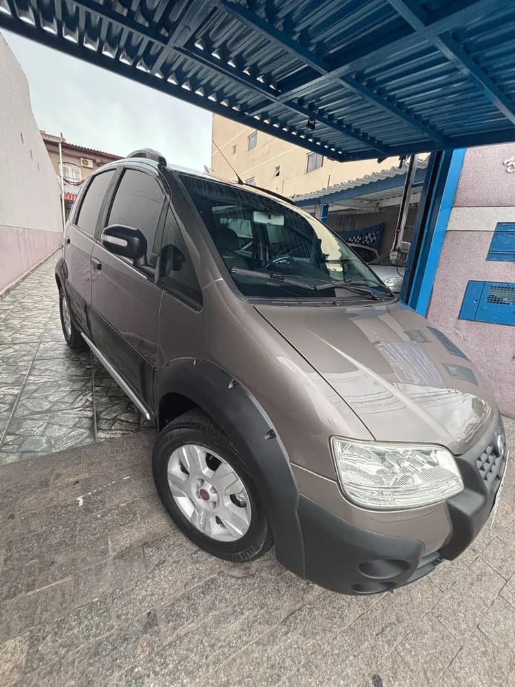 Fiat Idea Adv./ Adv.lock.dualogic 1.8 Flex 5P 2010