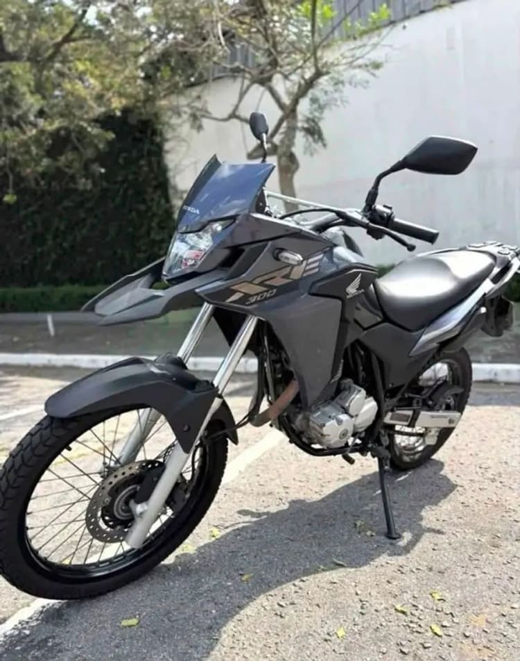 XRE 300 2022