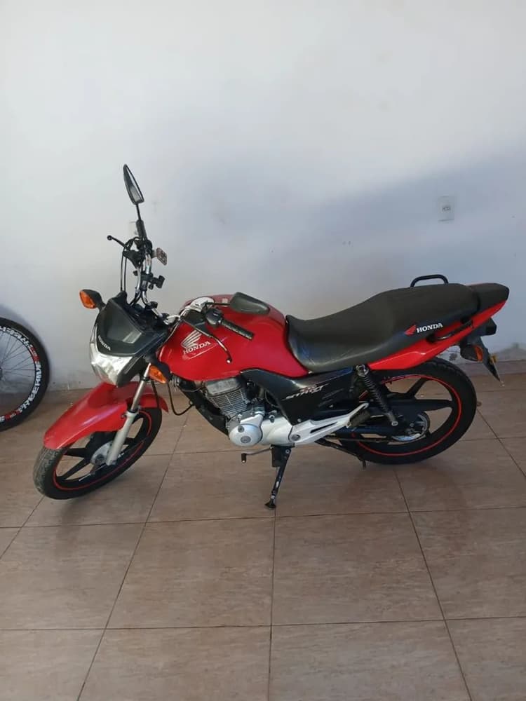 Moto CG 150 2015