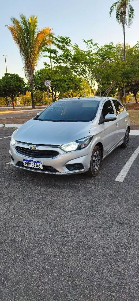 Chevrolet Onix Hatch LT 1.0 8V Flex Mec. 4P 2017