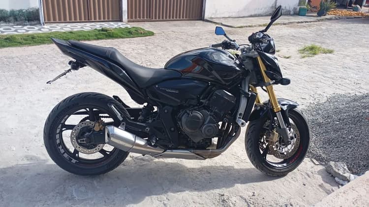 Cb Hornet 