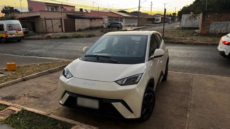 BYD Dolphin Mini (Elétrico) 2025