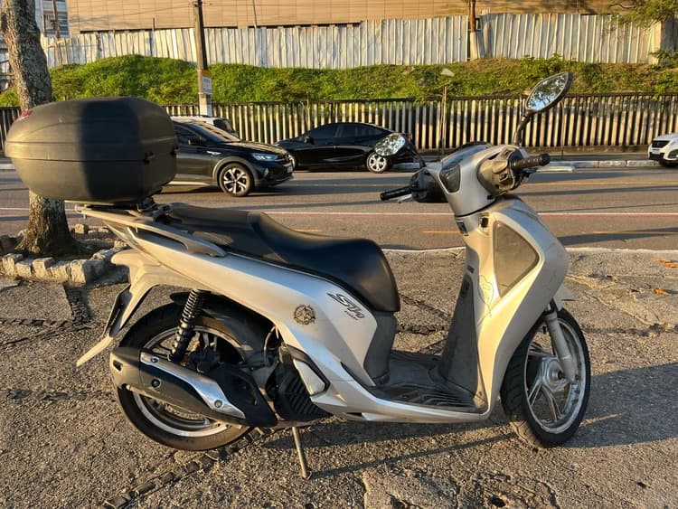 SCOOTER AUTOMATICA HONDA SH150 2017
