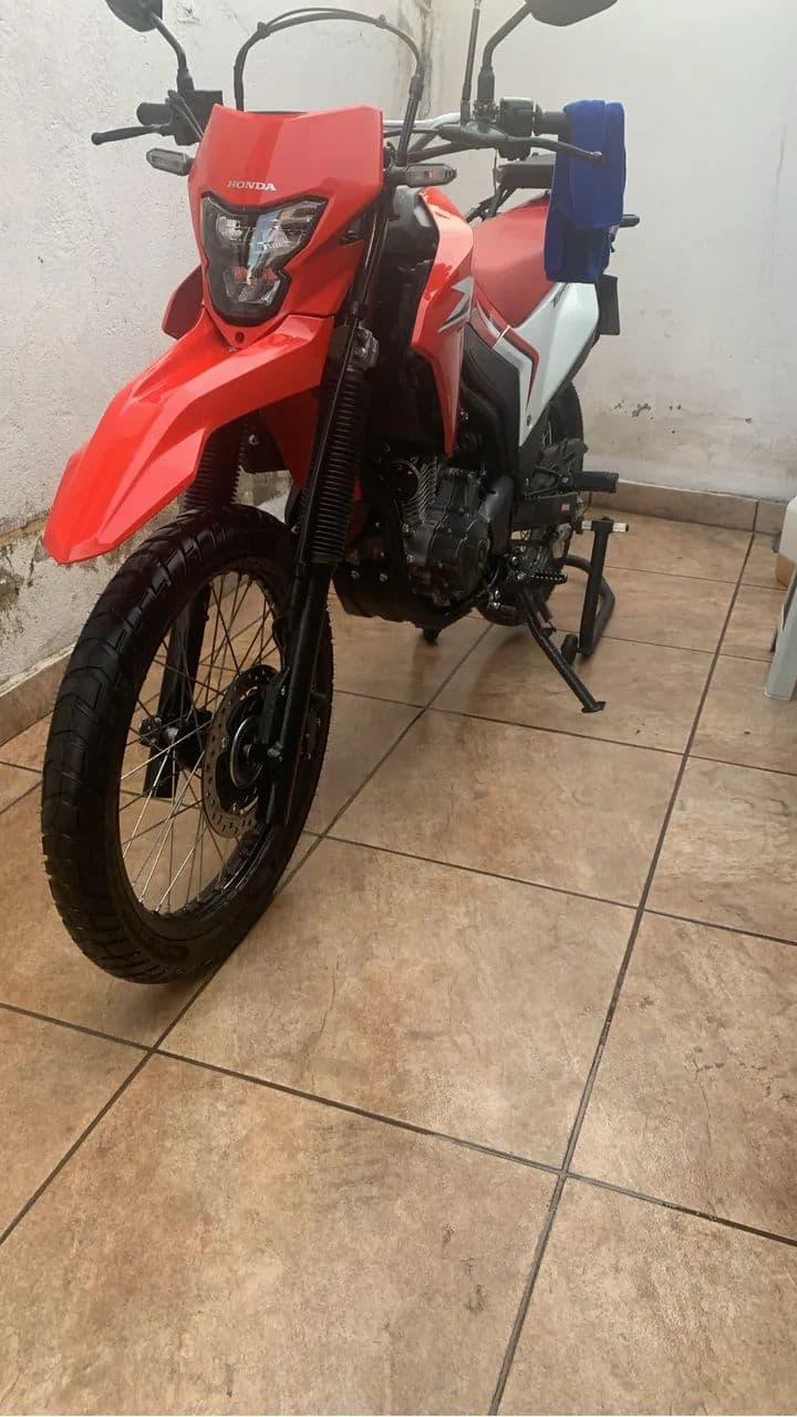 Tornado 300