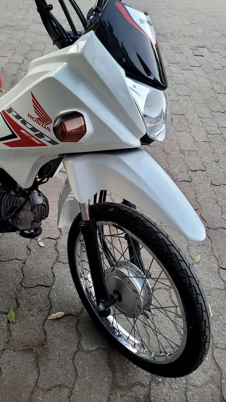 MOTO NOVA
