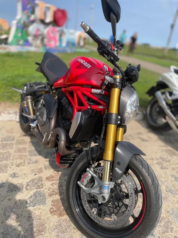 Ducati MONSTER 1200S