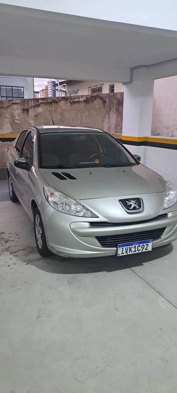 Peugeot 207 Active 1.4 Flex 8V 5P 2014