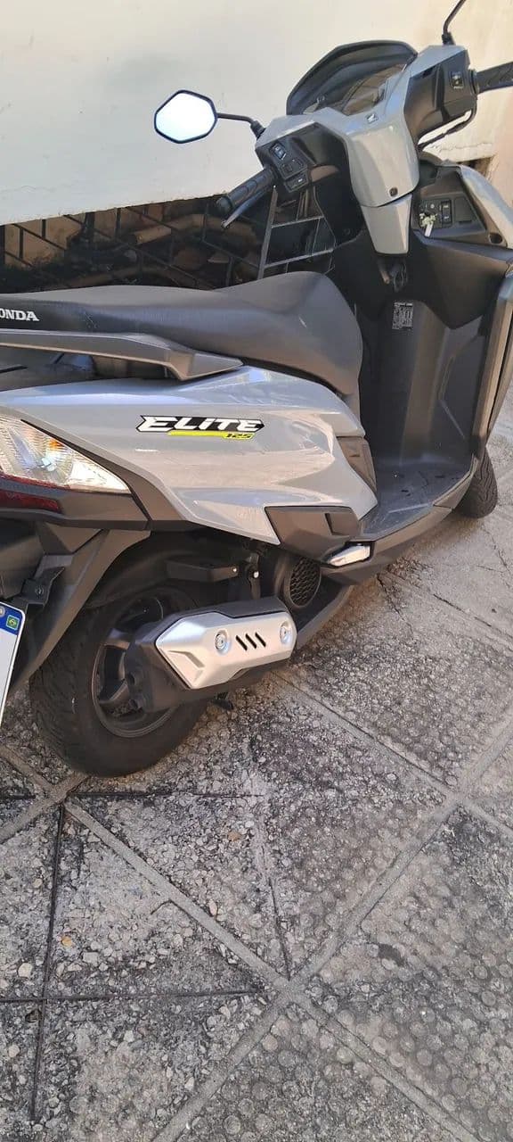 Honda elite ano 2027