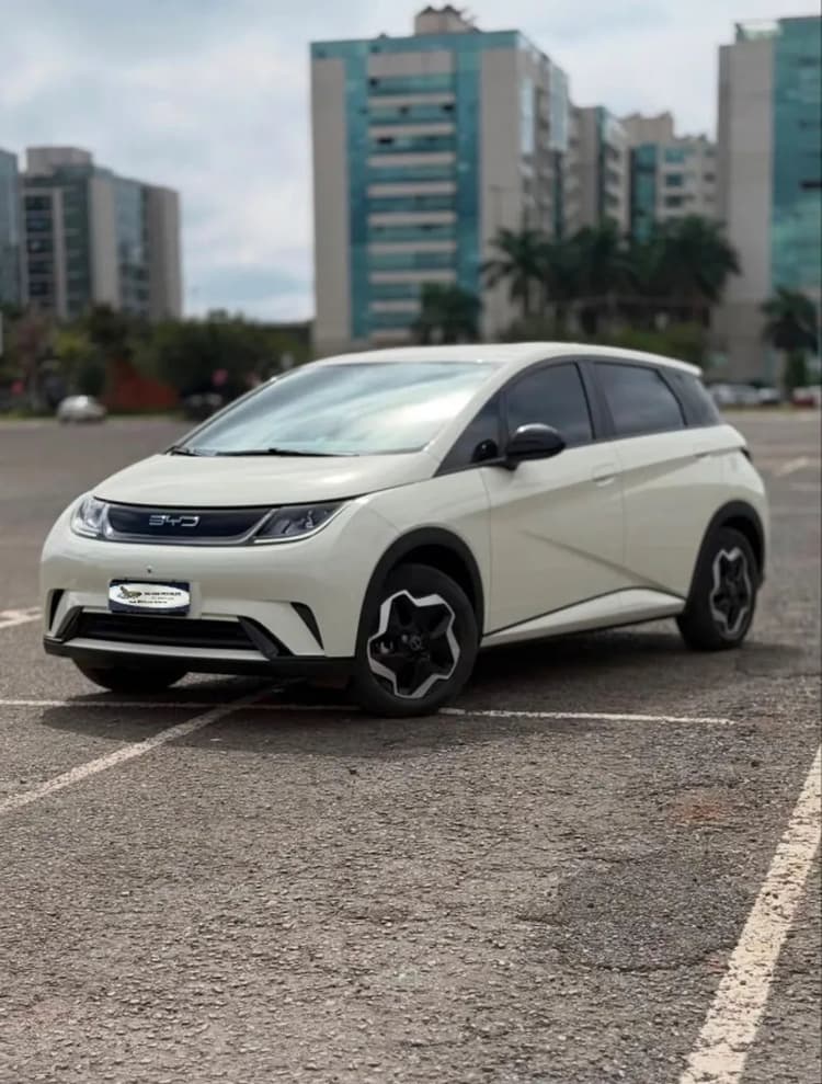 BYD Dolphin EV (Elétrico) 2024