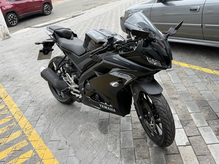 Yzf r15