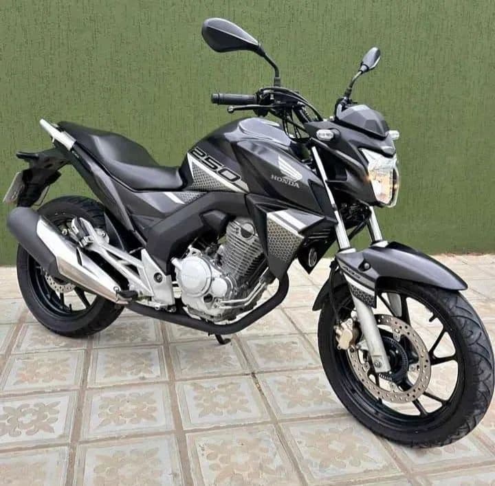CB 250
