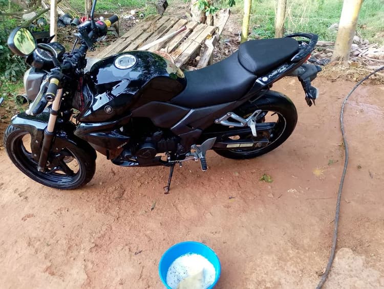 Moto seme nova 