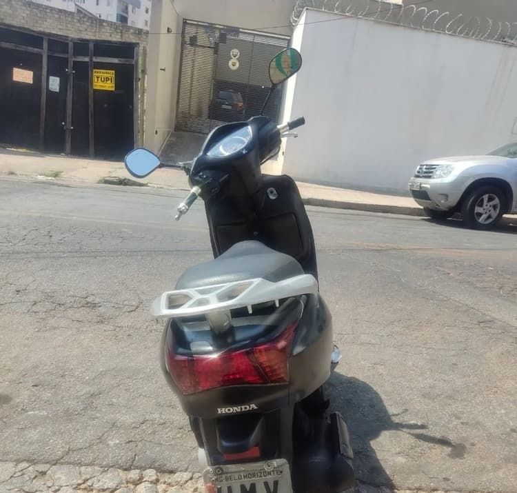 Honda lead  revisada