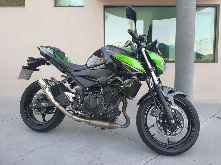 KAVASSAKI Z 400