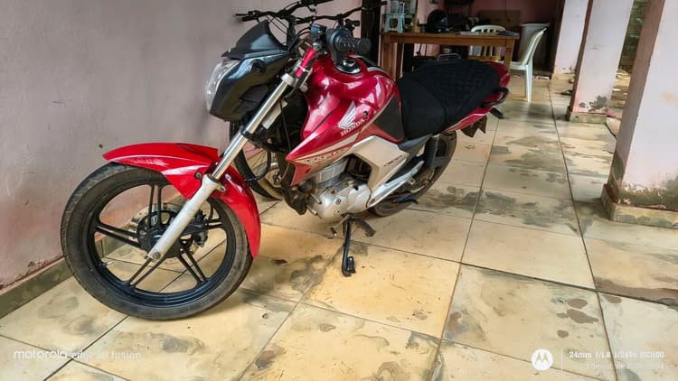 Vendo Titan 150 2014