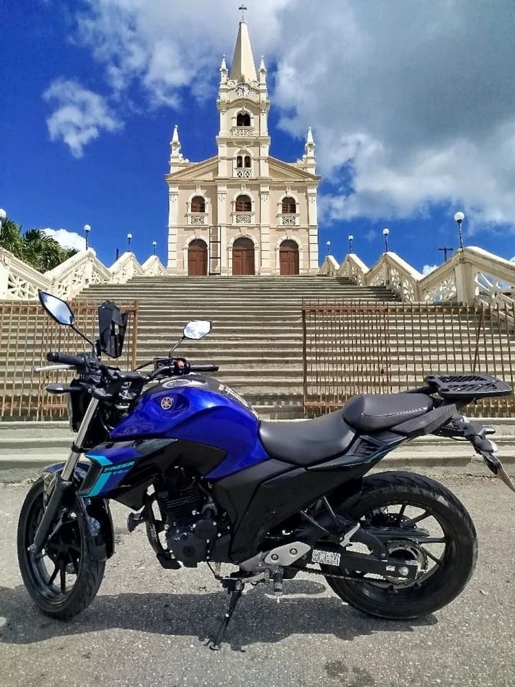 Moto bem conservada 