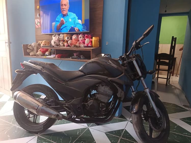 Cb 300 2010 