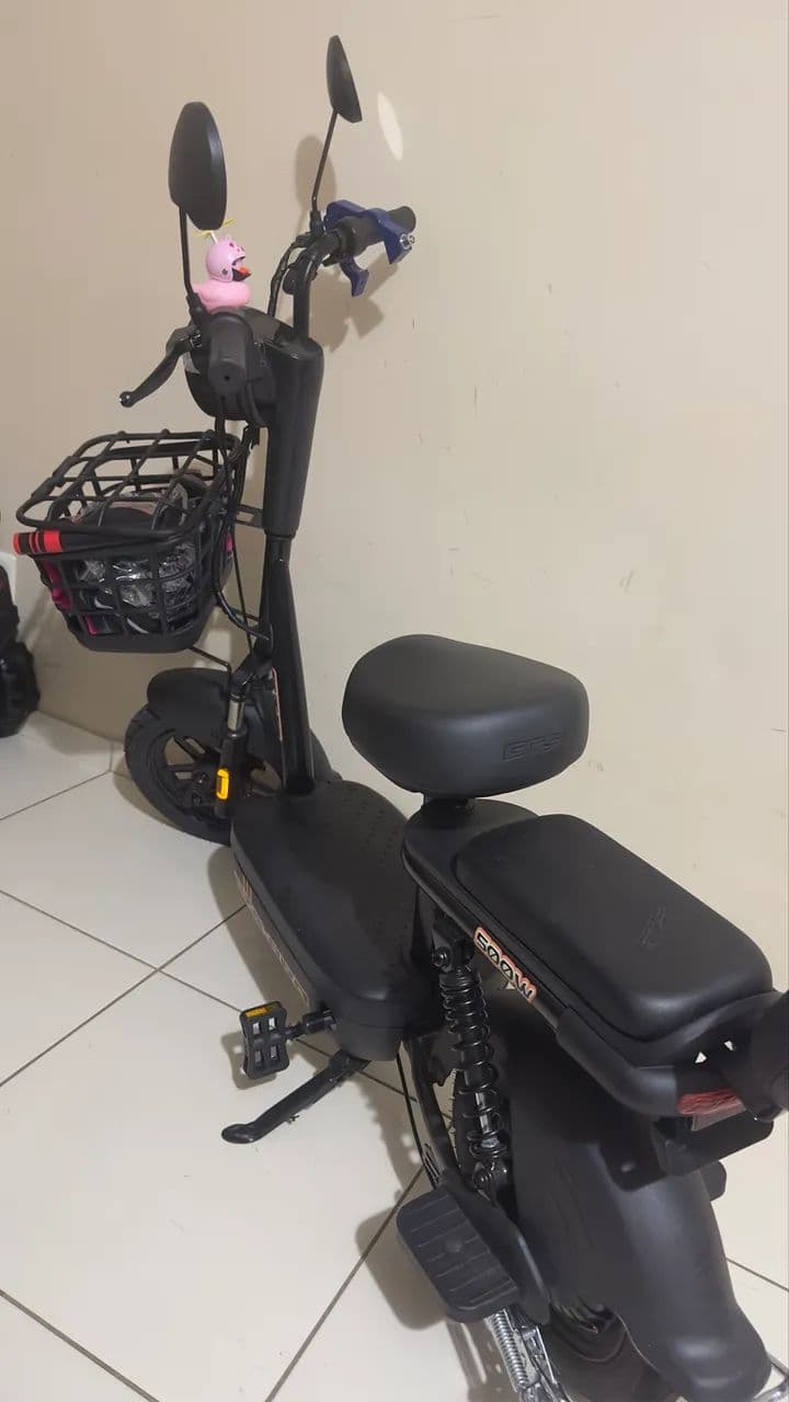 Scooter elétrico 500 e
