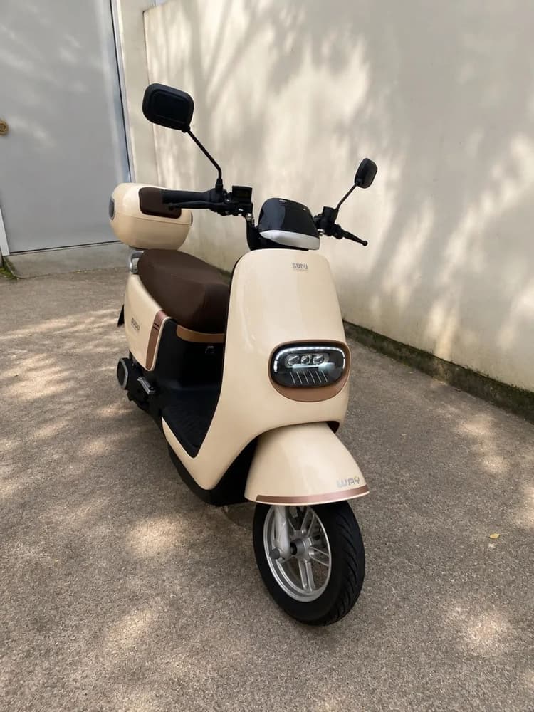 Moto/Scooter elétrica Sudu a3+