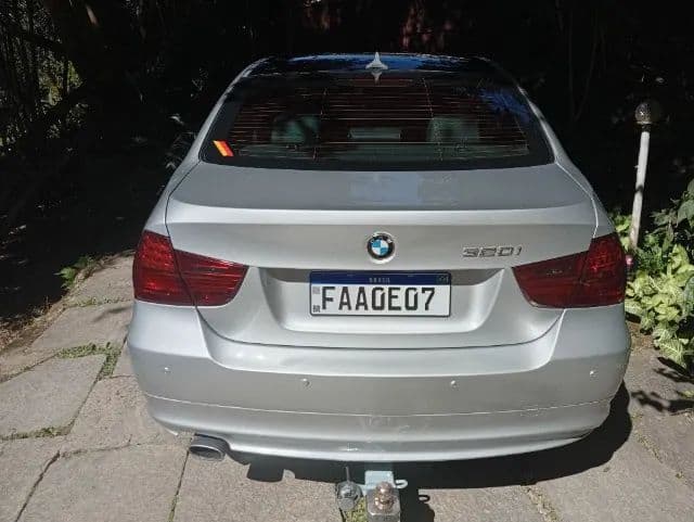 BMW 320I A 2011