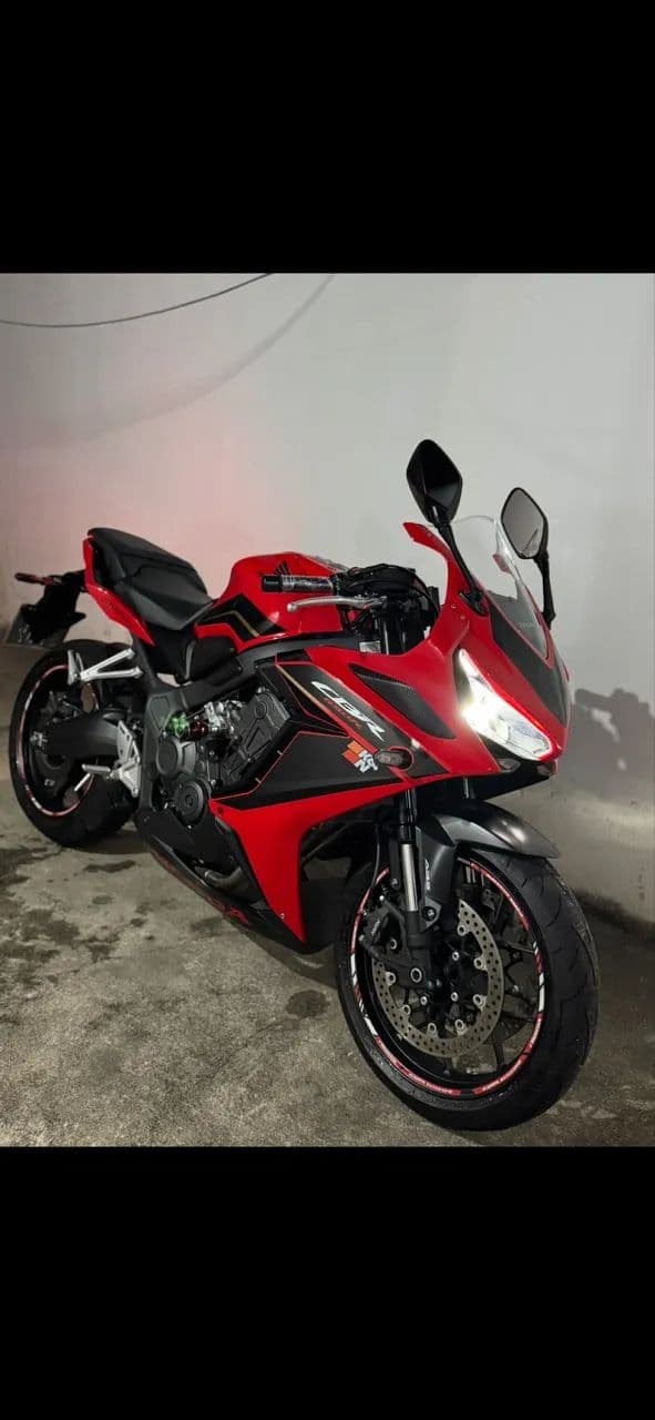 Cbr 650r extra 