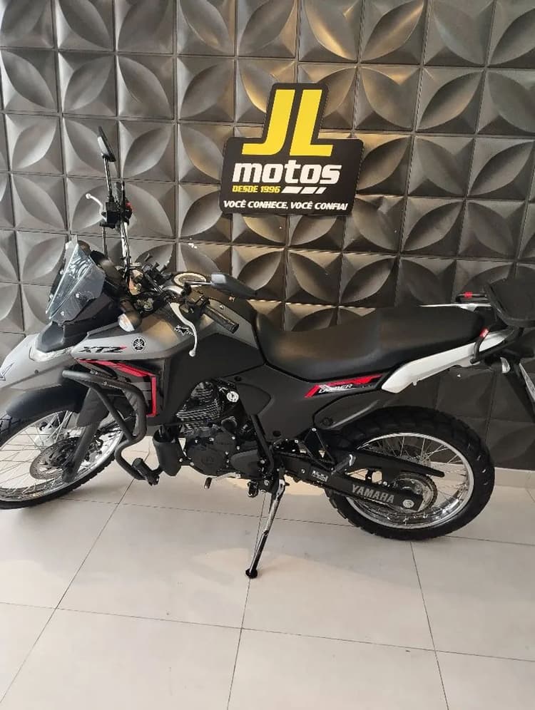 LANDER 250 ABS ANO 2025 COM 1.100KM