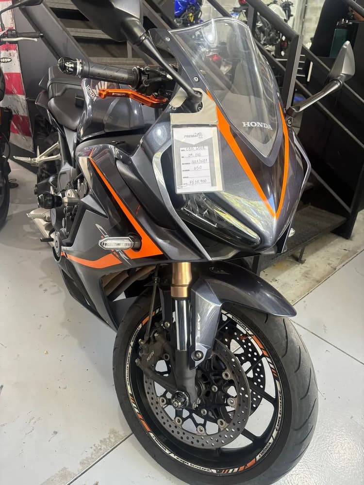 Cbr 650 R impecável!