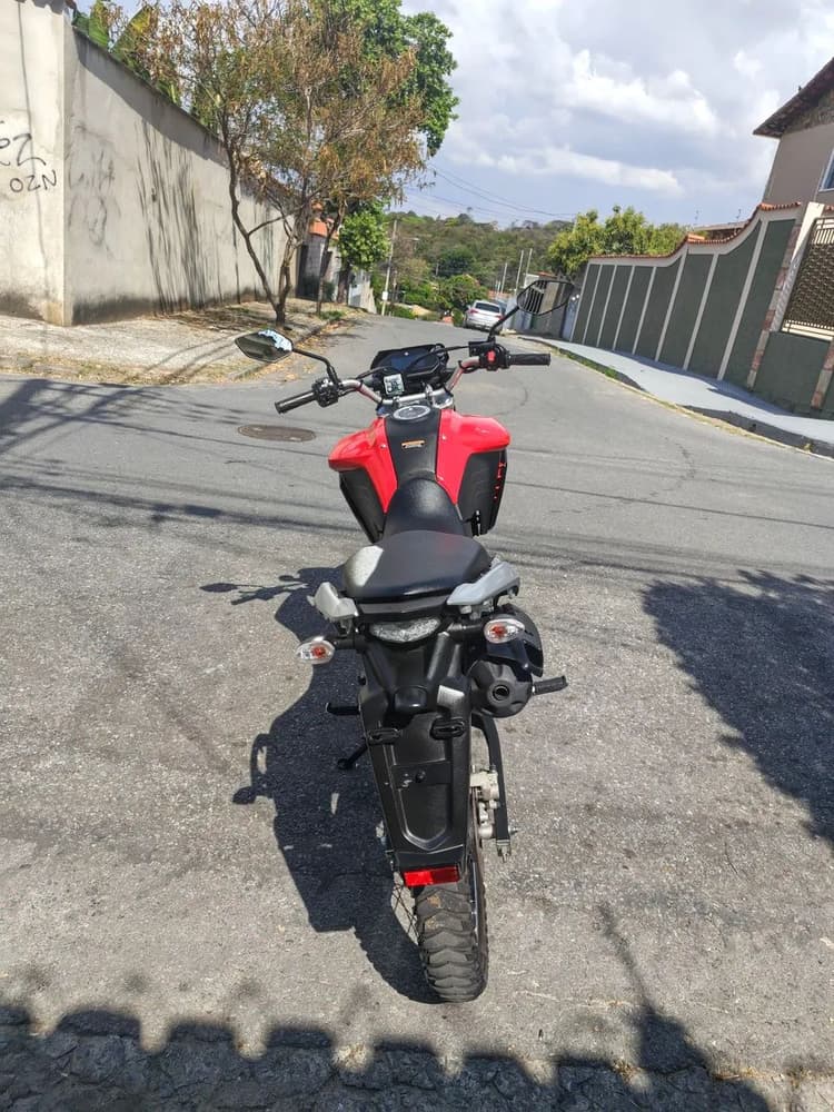 Yamaha Lander XTZ 250 CONNECTED 