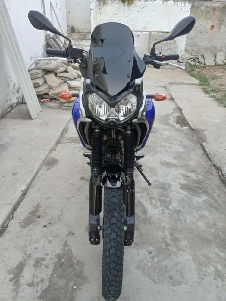 TÉNÉRÉ 250