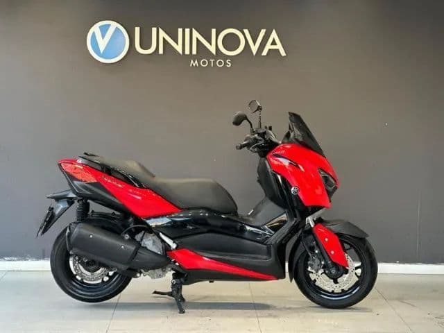 YAMAHA XMAX 2023