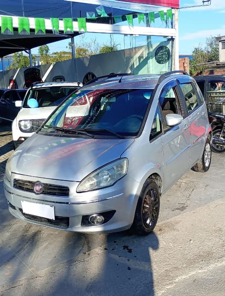 Fiat Idea Essence Dualogic 1.6 Flex 16V 5P 2011