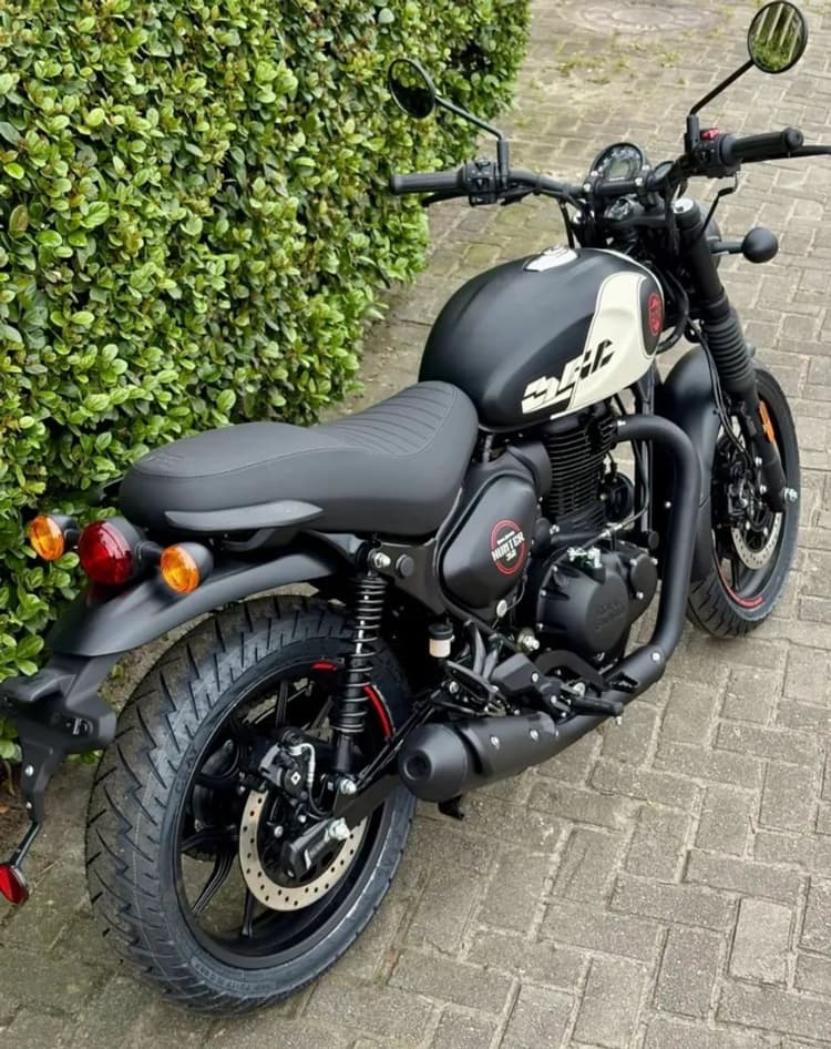 Nova Hunter Tokyo 350cc - Amanda 