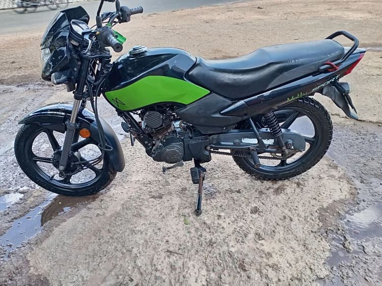 Vendo mottu 