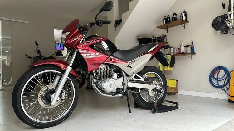 Falcon Nx 400 Conservada