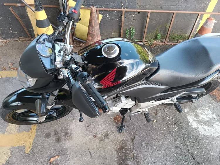 Vendo cb 300