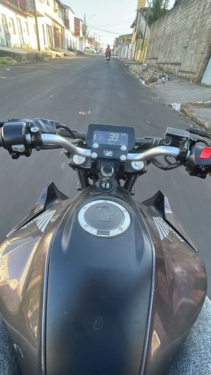 Cb tw no preço 