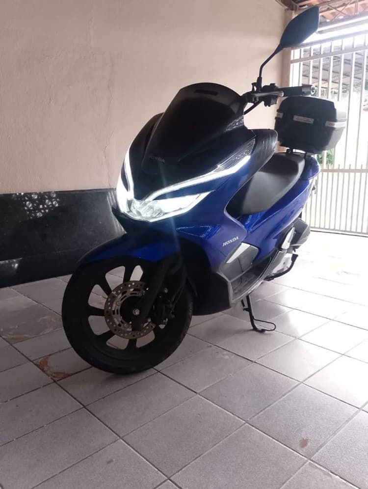 Honda PCX com km baixíssimo 