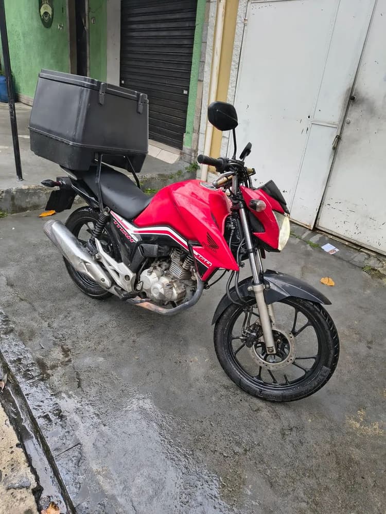 Titan 160 