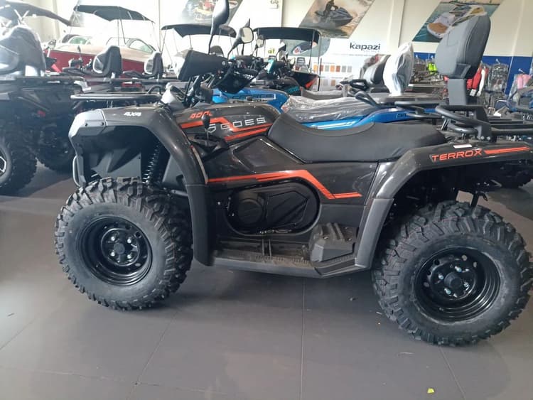 Quadriciclo Cforce 400L TERROX