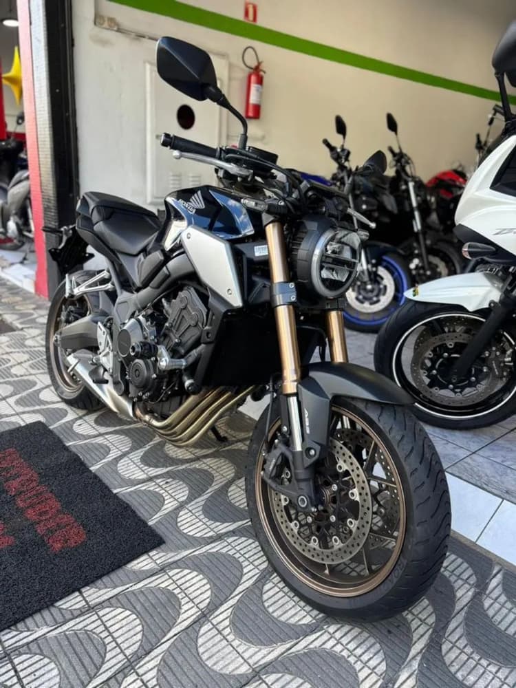 Cb 650R 