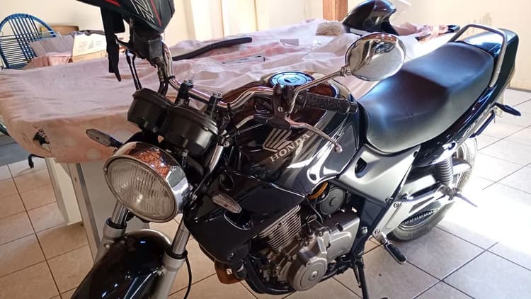 CB 500 ano 2002 