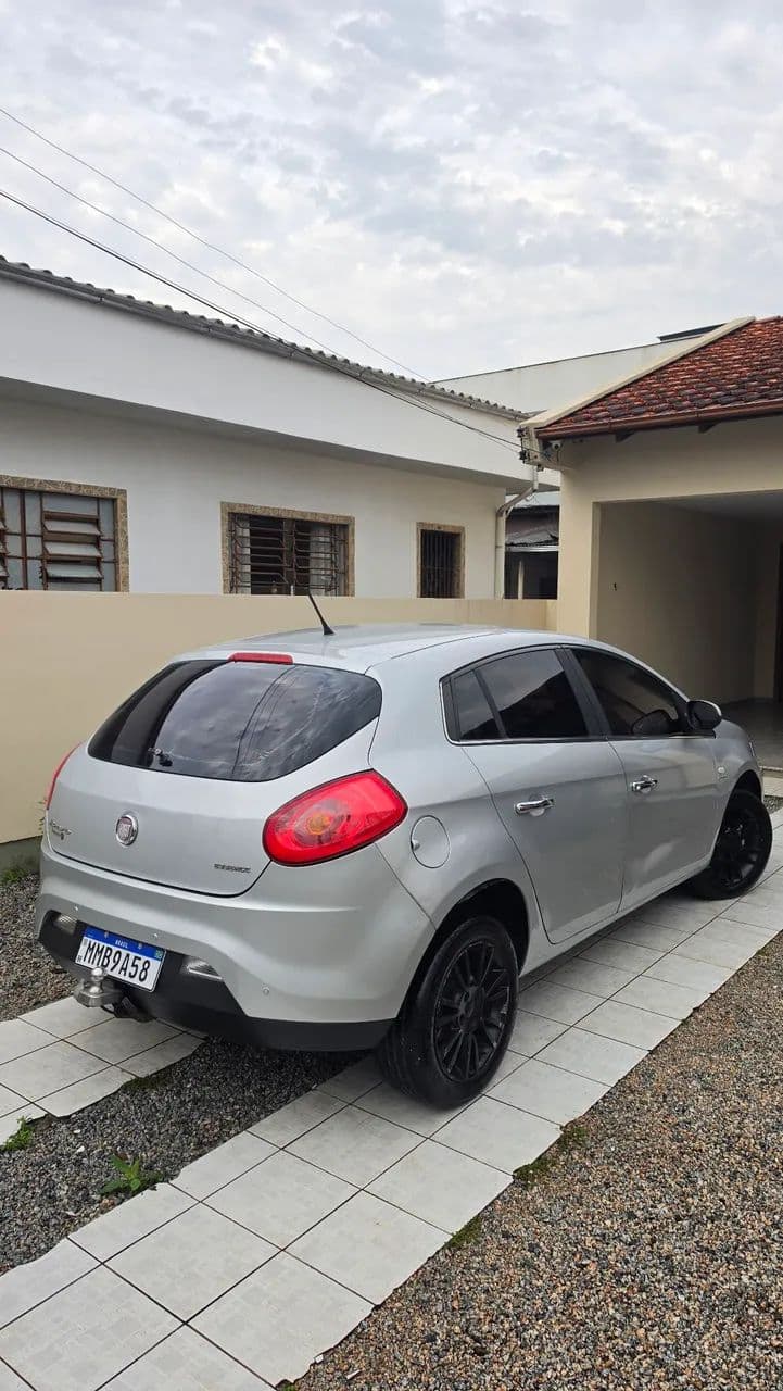 Fiat Bravo Essence 1.8 Flex 16V 5P 2014