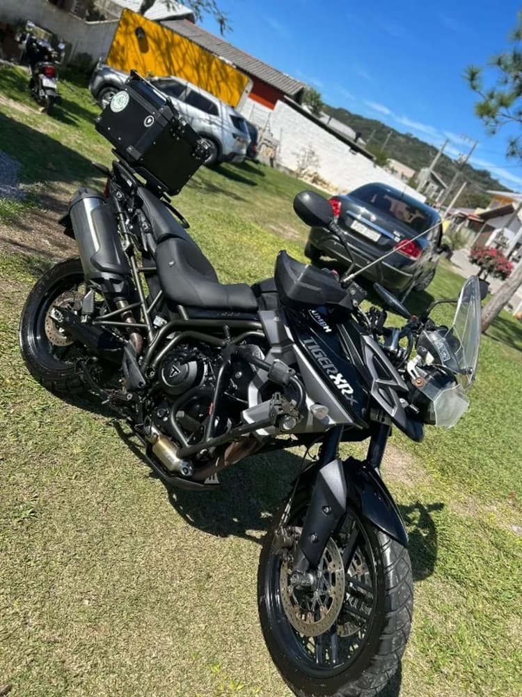 TRIUMPH TIGER 800 XRX - ANO 2018
