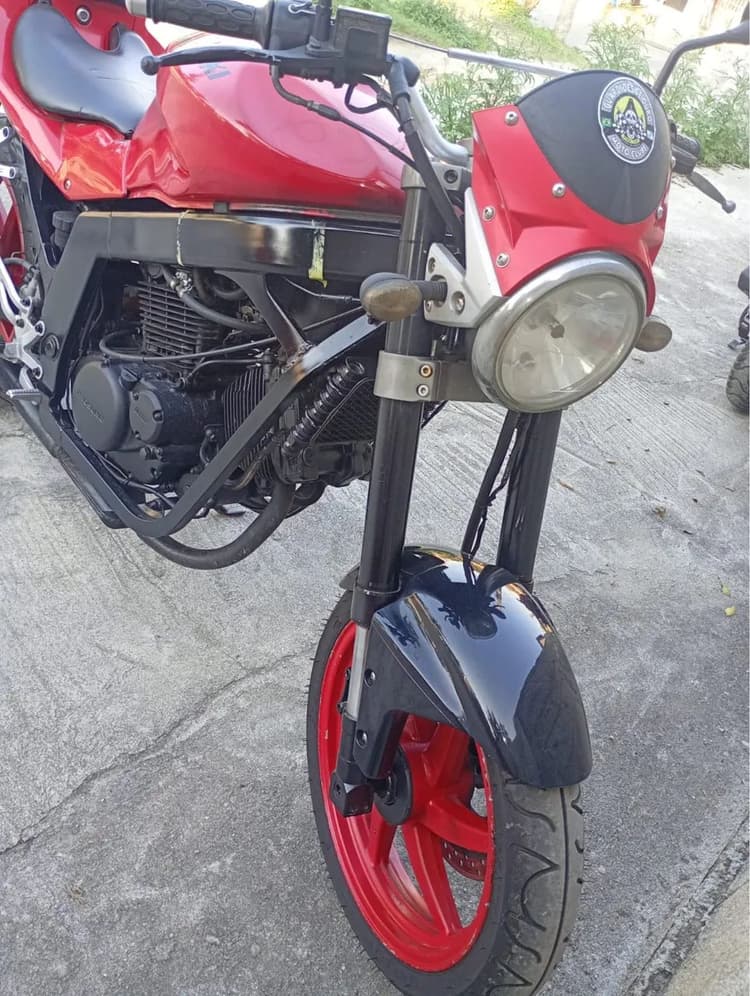 Vendo moto 