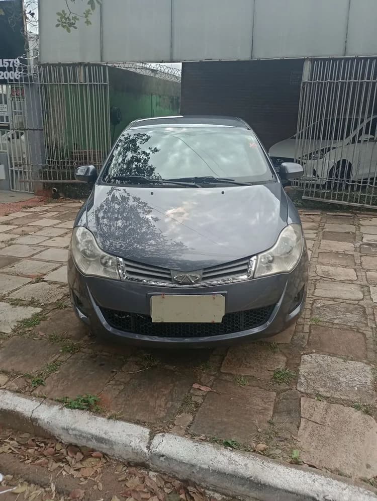 Chery Celer Hatch 1.5 16V Flex 5P 2014