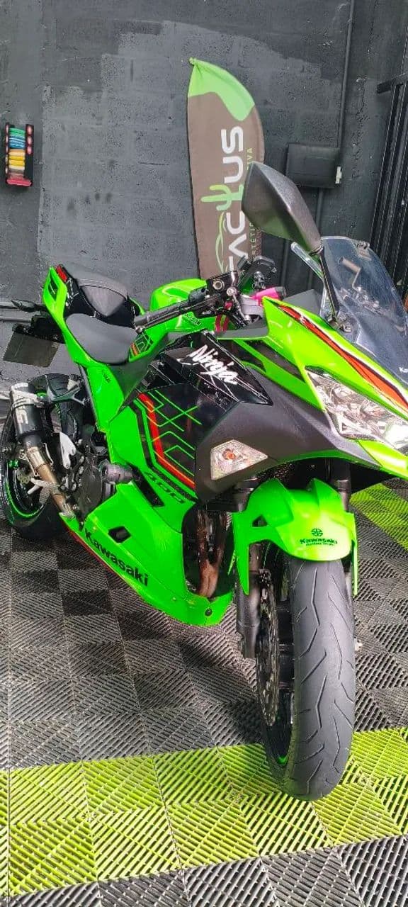 Ninja 400 Verde 2023 - Kawasaki NOVA