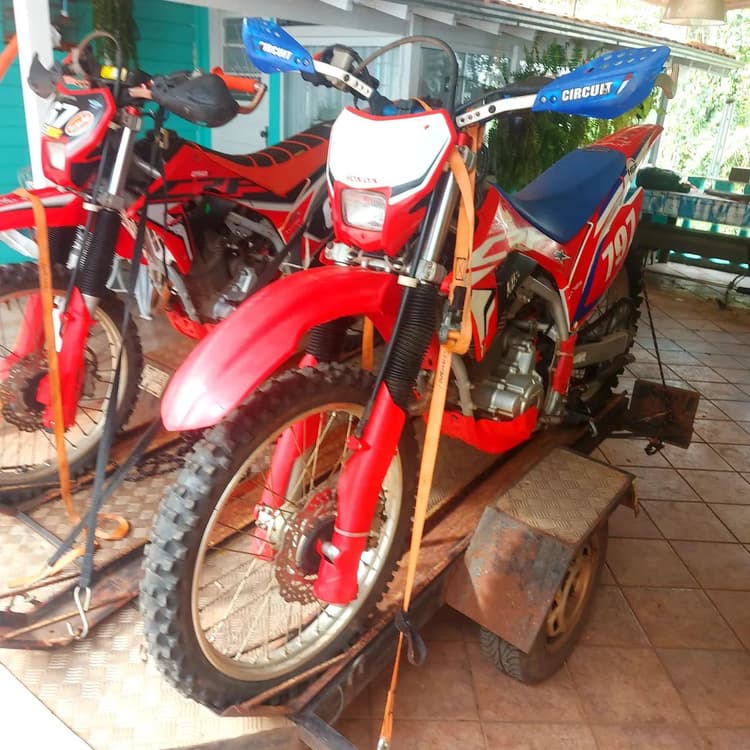 Crf 250f muitos acessorios 