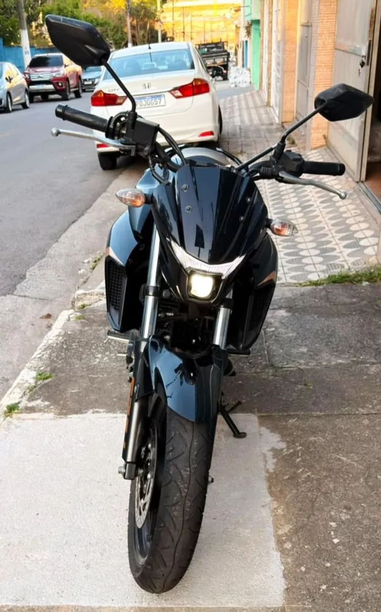 Fazer 250