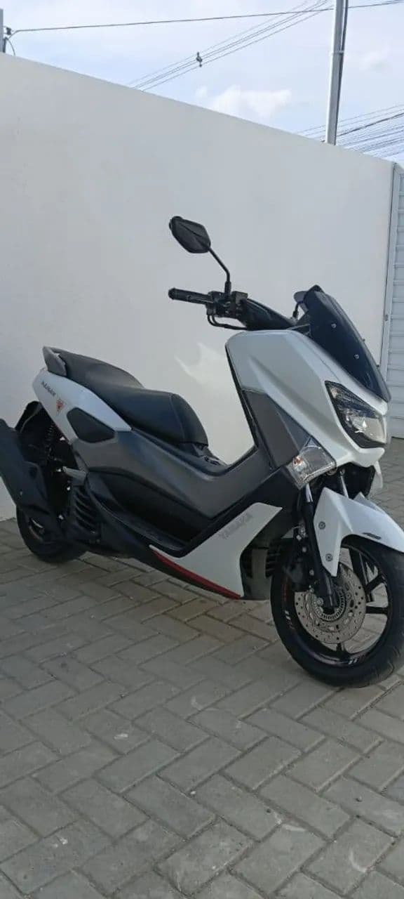 Vendo nmax 